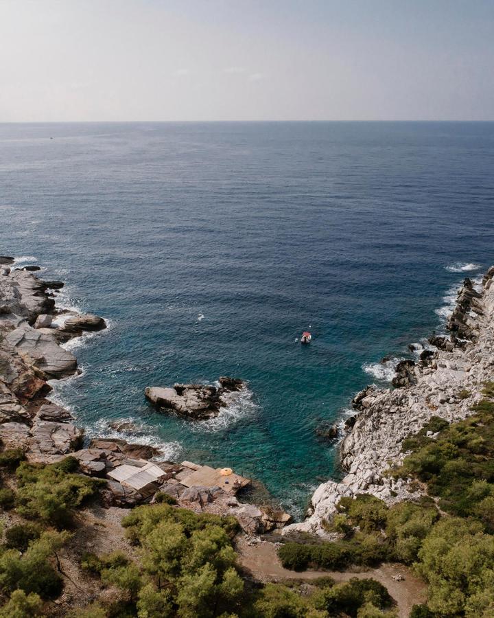 Rocas Roja Beach Hotel Faralya Kültér fotó